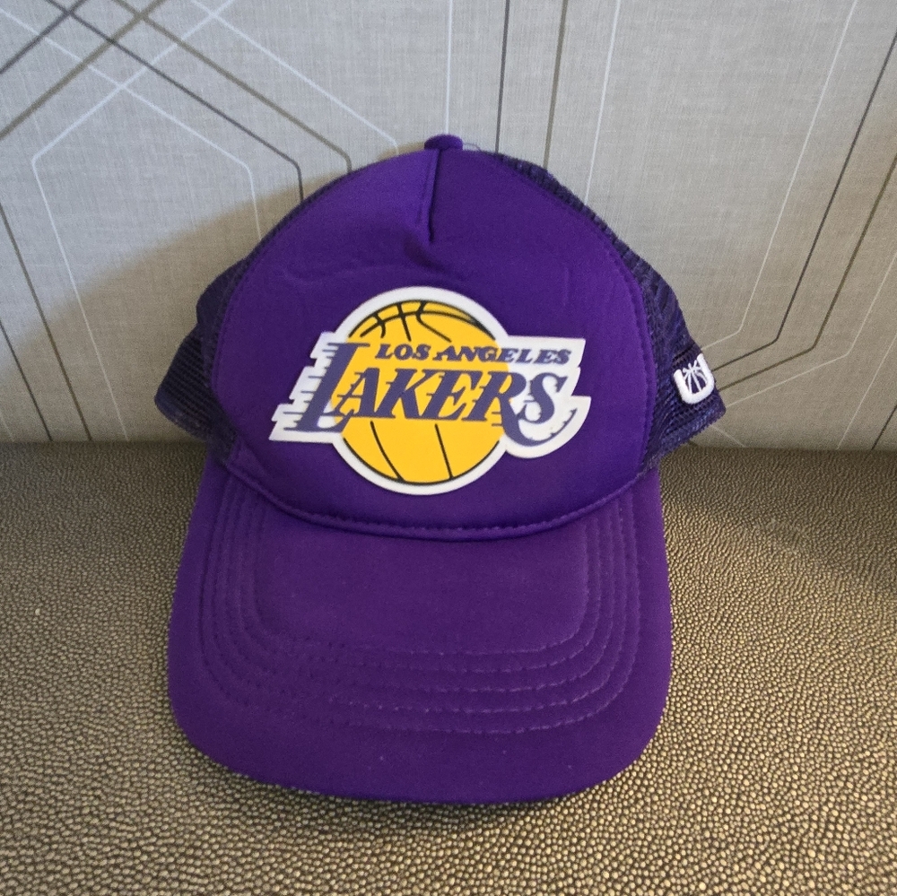 NBA ULTRA GAME LOS ANGELES LAKERS MESH BACK BASEBALL CAP HAT OFSA ADJUSTABLE Vtg